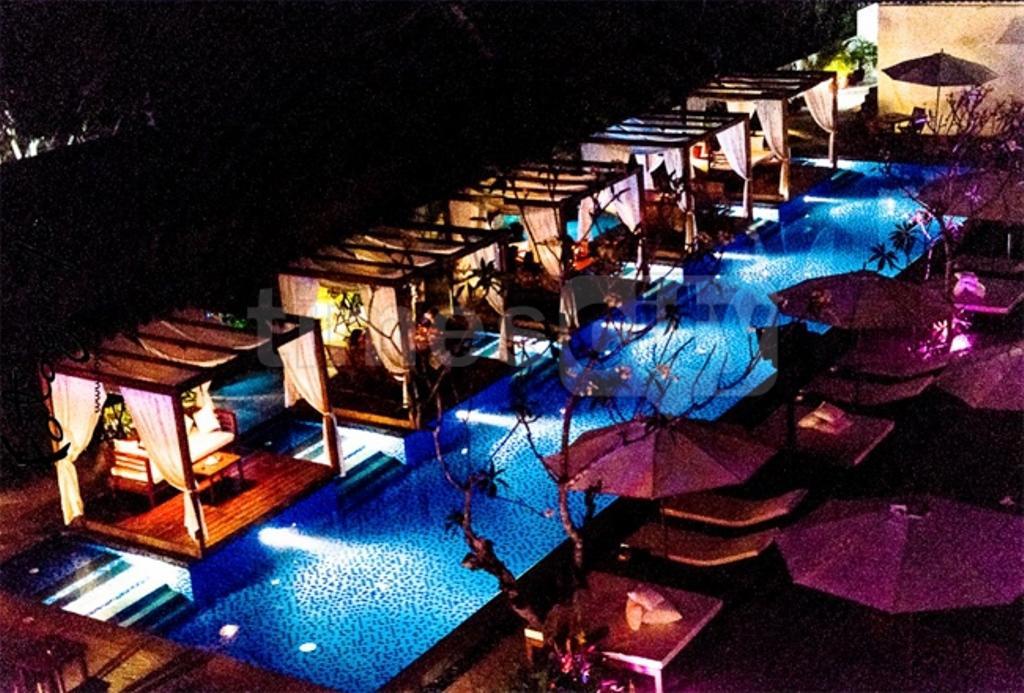 Sinq Party Hotel - No Male Stags Allowed Candolim Exterior photo
